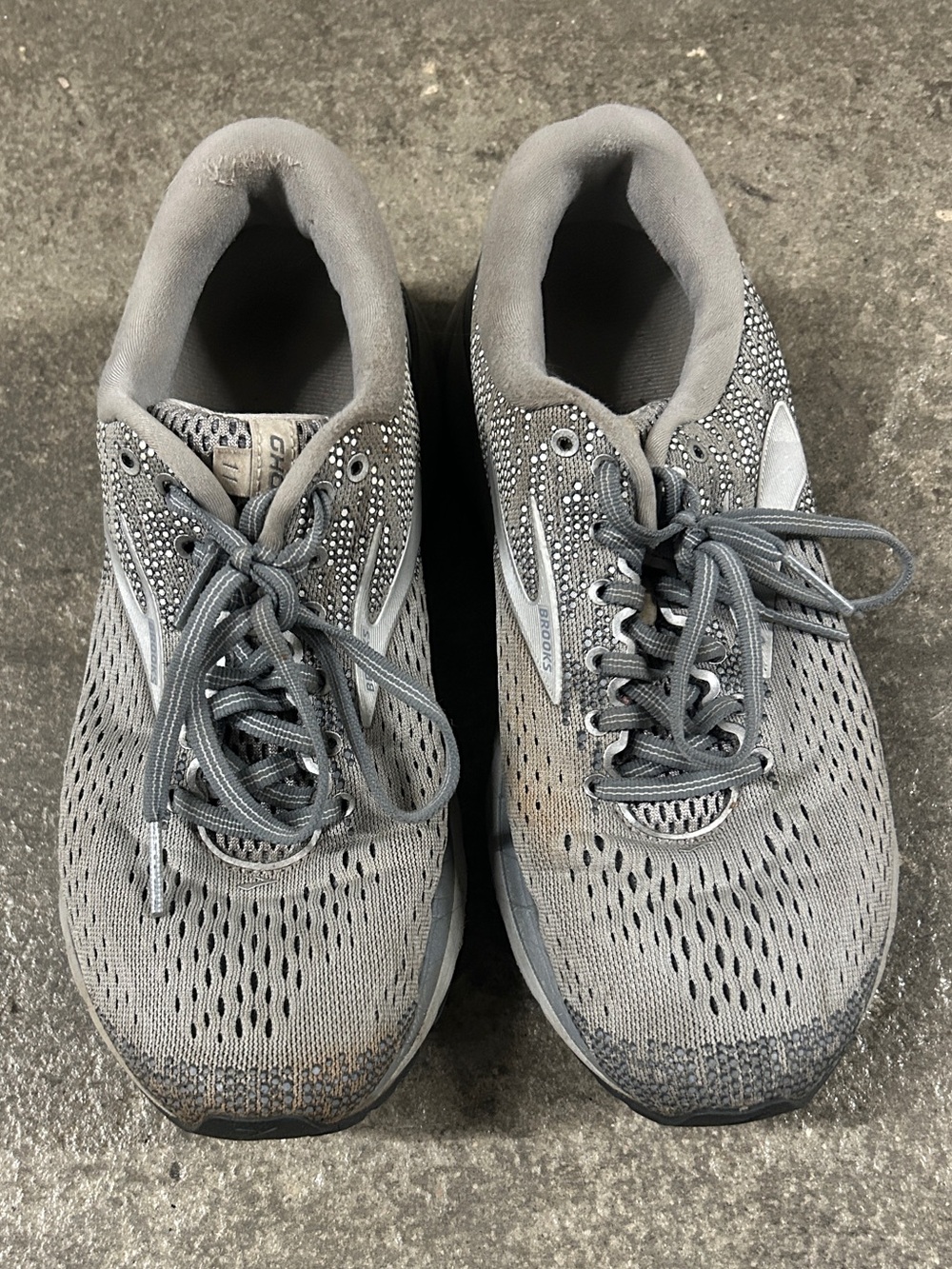 Brooks women’s Grey Running Shoes